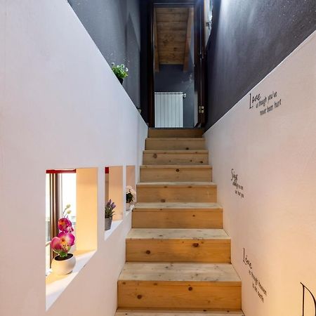 Leonardo Academy In 5' - Parcheggio Gratis - Laghi & Wi-Fi Apartment เซสโต คาเลนดิ ภายนอก รูปภาพ