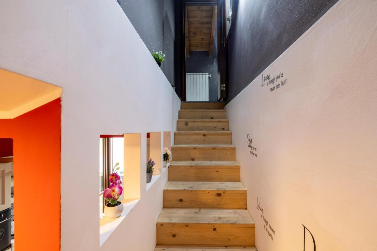Leonardo Academy In 5' - Parcheggio Gratis - Laghi & Wi-Fi Apartment เซสโต คาเลนดิ ภายนอก รูปภาพ